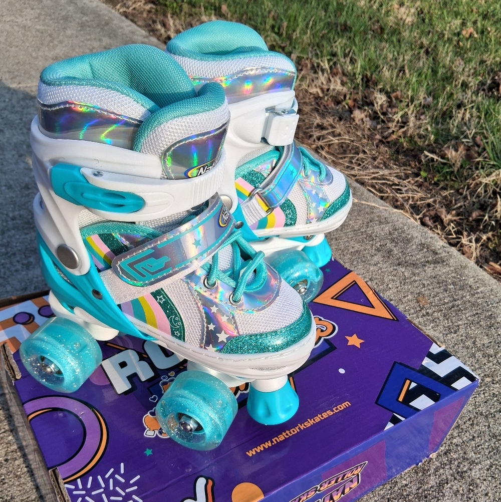 Nattork Adjustable Kids Roller Skates Size S 10C–13C Teal Glitter LightUp Wheels